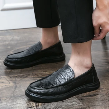 Модная черная повседневная кожаная обувь для мужчин, деловые туфли без застежки, Вечерние свадебные туфли с удобной кожаной подкладкой, дизайнерские