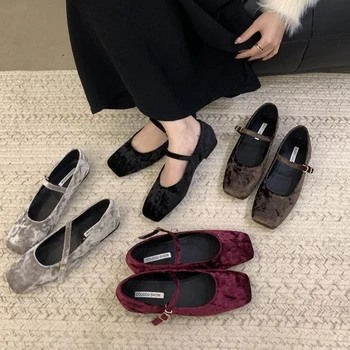 Новинка 2024 года, женские бархатные туфли-лодочки в корейском стиле в стиле ретро, повседневная обувь Mary Janes с квадратным носком, комфортные лоферы, туфли-балетки на плоской подошве