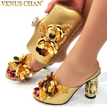 Поступление тапочек, итальянского дизайна, с узкой лентой и перекрестной шнуровкой, комплект женской обуви и сумки золотистого цвета для вечеринки