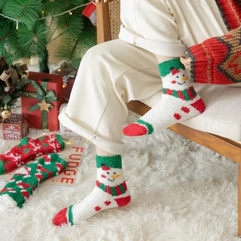 Рождественские носки из кораллового бархата для женщин, осень-зима, утепленные теплые домашние носки с плюшевым напольным покрытием, осень-зима