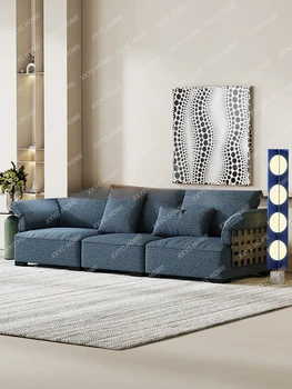 Четырехместный диван в гостиной виллы, простой современный высококачественный хлопок и лен